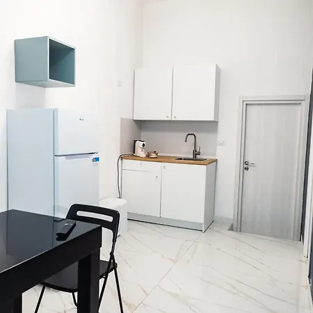 Apartment Petrelli Station - Barihouses Bari