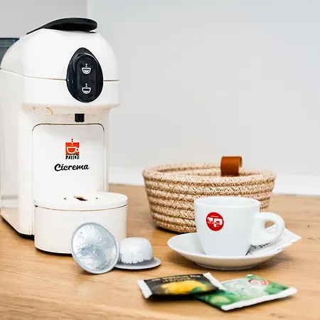 Petrelli Station - Barihouses *