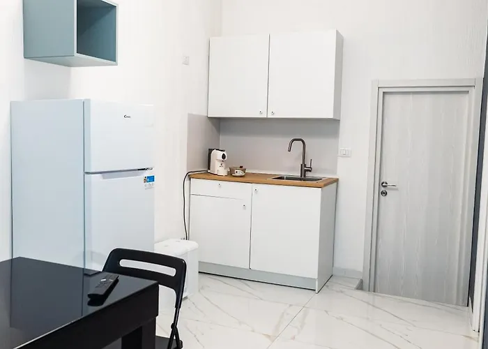 Apartment Petrelli Station - Barihouses Bari