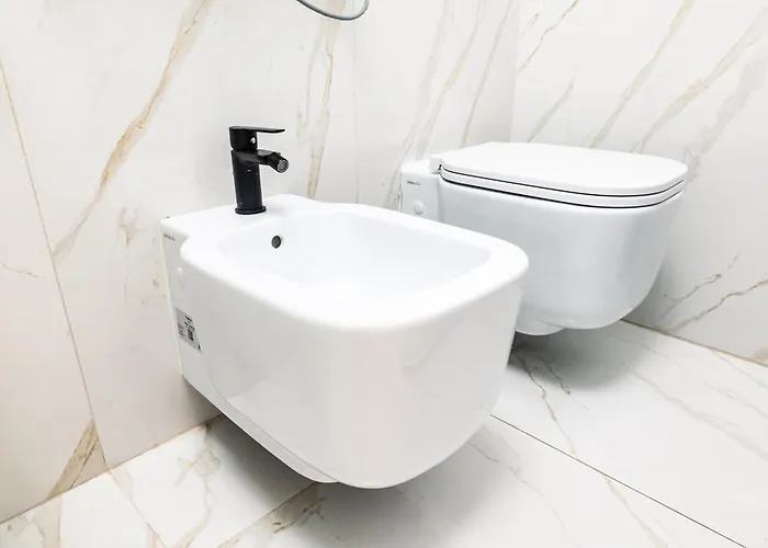 Petrelli Station - Barihouses *